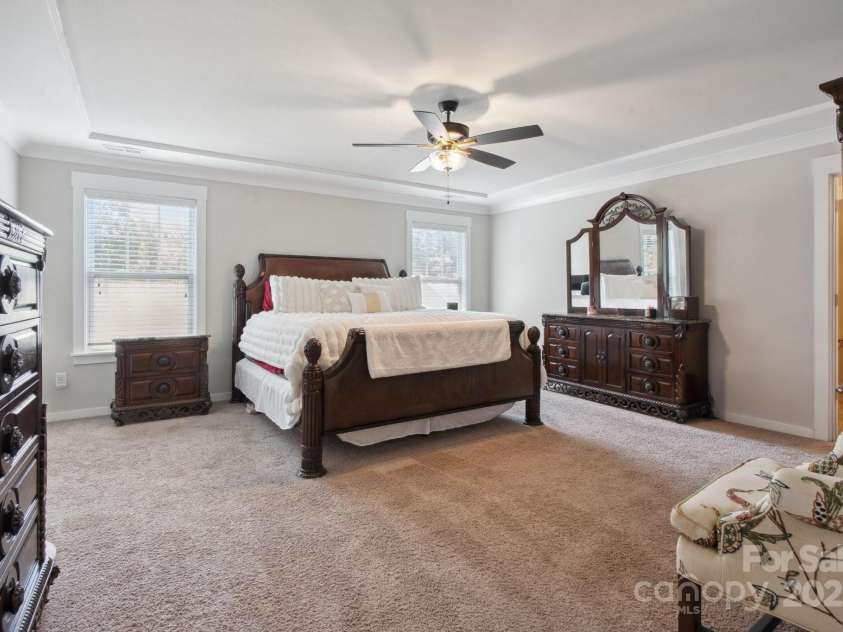 10012 Michael Crossing Drive, Charlotte, NC 28213.  MLS# CAR4267353, YatesRealty ID 30366. Walk-in-closet 1 - fit for a king.