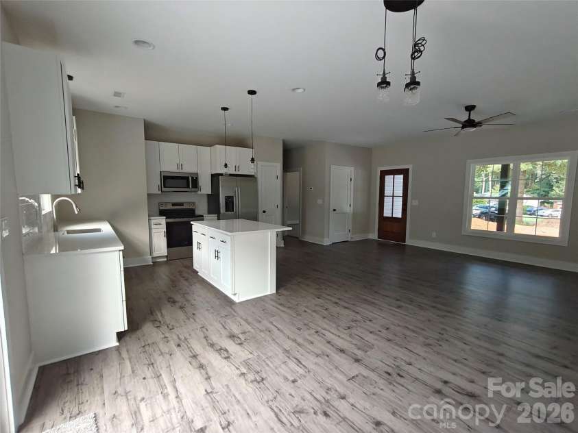 455 Newport Drive, Salisbury, NC 28144.  MLS# CAR4353401, YatesRealty ID 30367. 