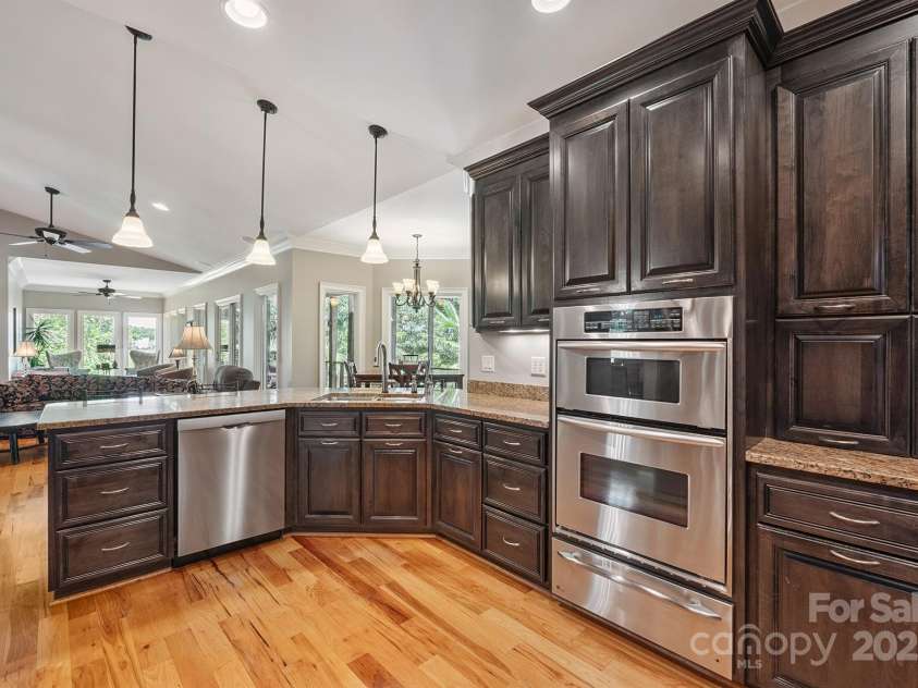 8304 Renee Ford Road, Stanfield, NC 28163.  MLS# CAR4281370, YatesRealty ID 30368. The Kitchen has everything you've dreamed about!