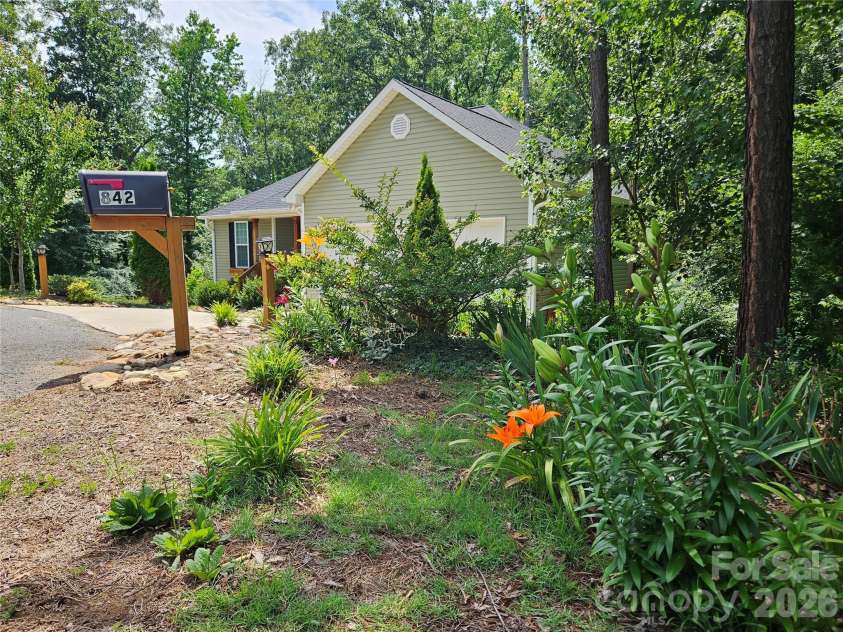 842 Faith Street, Oakboro, NC 28129.  MLS# CAR4391288, YatesRealty ID 30369. 
