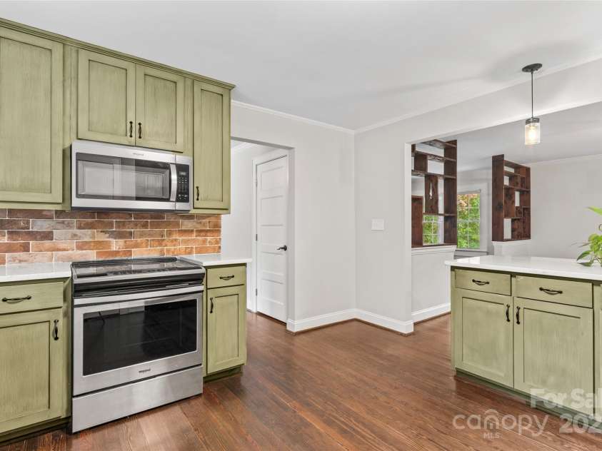 895 Mount Pleasant Road, Mount Pleasant, NC 28124.  MLS# CAR4287201, YatesRealty ID 30369. 