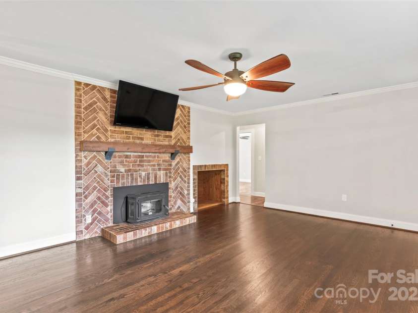 895 Mount Pleasant Road, Mount Pleasant, NC 28124.  MLS# CAR4287201, YatesRealty ID 30369. 