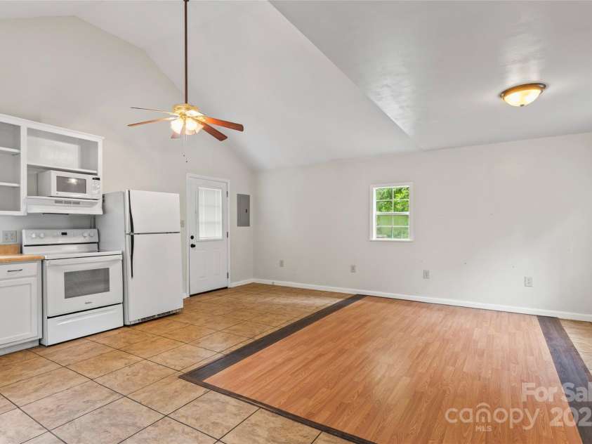 895 Mount Pleasant Road, Mount Pleasant, NC 28124.  MLS# CAR4287201, YatesRealty ID 30369. 