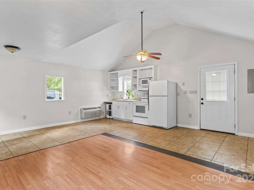 895 Mount Pleasant Road, Mount Pleasant, NC 28124.  MLS# CAR4287201, YatesRealty ID 30369. 