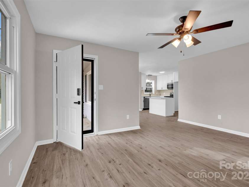 155 Country Lane, Mooresville, NC 28115.  MLS# CAR4235739, YatesRealty ID 3037. 
