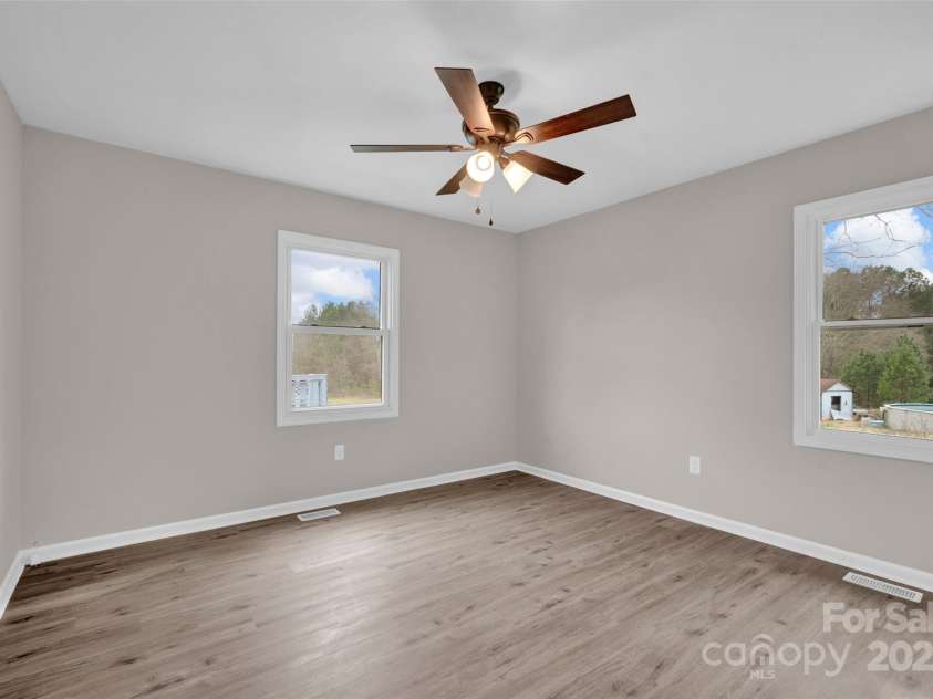 155 Country Lane, Mooresville, NC 28115.  MLS# CAR4235739, YatesRealty ID 3037. 