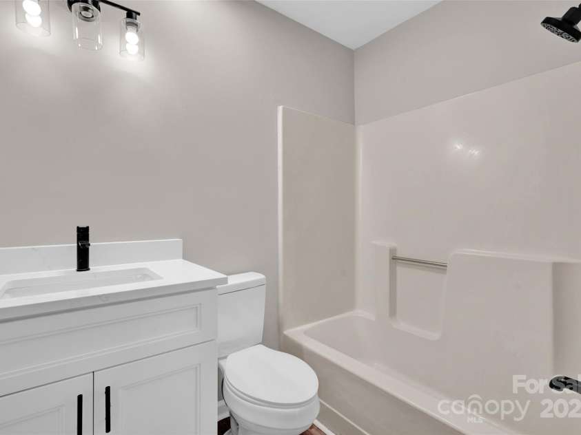 155 Country Lane, Mooresville, NC 28115.  MLS# CAR4235739, YatesRealty ID 3037. 