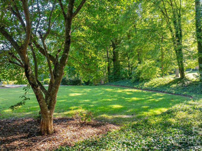 390 Forest Heights Drive, Marion, NC 28752.  MLS# CAR4295653, YatesRealty ID 3037. 