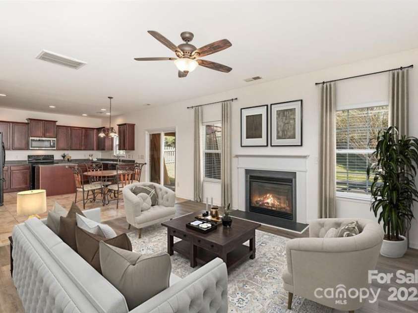 6237 Shelley Avenue, Charlotte, NC 28269.  MLS# CAR4224601, YatesRealty ID 3037. 