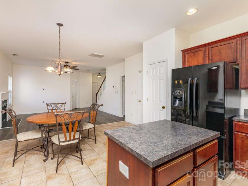 6237 Shelley Avenue, Charlotte, NC 28269.  MLS# CAR4224601, YatesRealty ID 3037. 