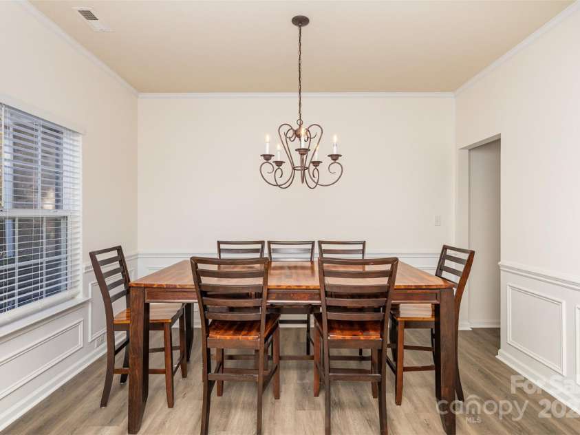 6237 Shelley Avenue, Charlotte, NC 28269.  MLS# CAR4224601, YatesRealty ID 3037. 