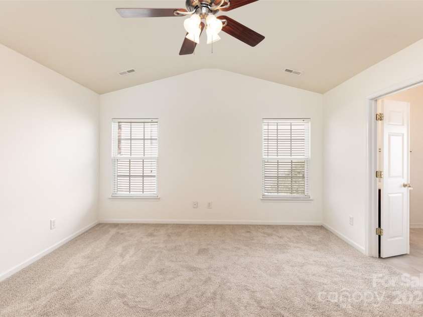 6237 Shelley Avenue, Charlotte, NC 28269.  MLS# CAR4224601, YatesRealty ID 3037. 