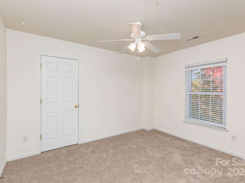 6237 Shelley Avenue, Charlotte, NC 28269.  MLS# CAR4224601, YatesRealty ID 3037. 