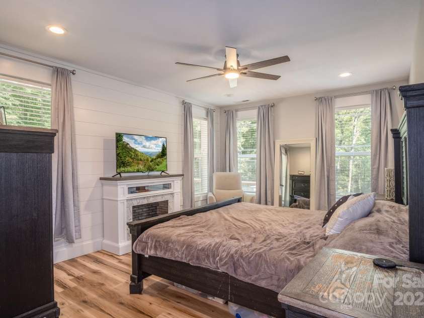 50 Red Clover Lane, Pisgah Forest, NC 28768.  MLS# CAR4271803, YatesRealty ID 30371. Primary BR, big windows