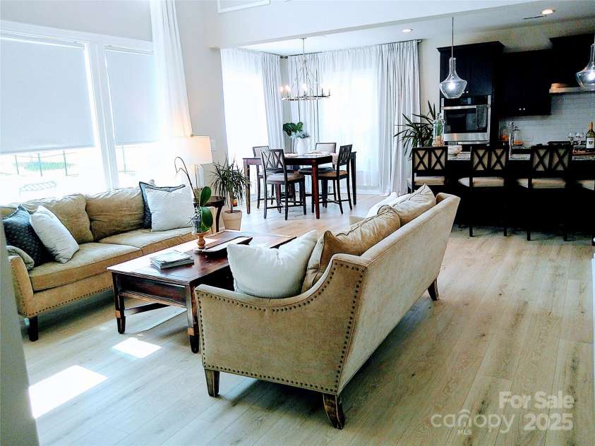 1141 Overlake Drive, Belmont, NC 28012.  MLS# CAR4273602, YatesRealty ID 30372. 