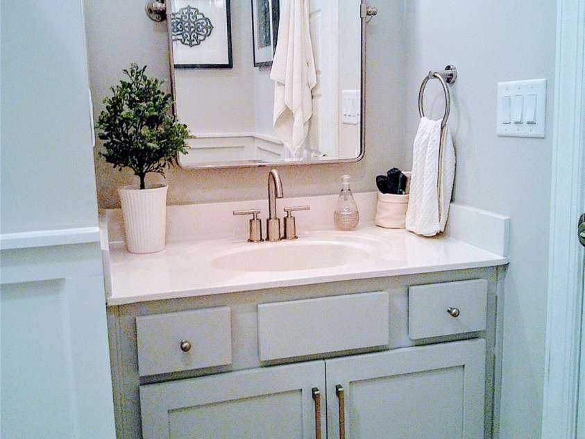 1141 Overlake Drive, Belmont, NC 28012.  MLS# CAR4273602, YatesRealty ID 30372. 