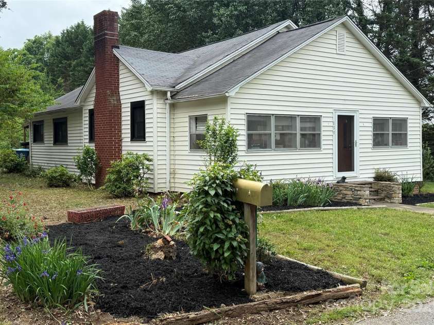155 6th Street, Taylorsville, NC 28681.  MLS# CAR4204136, YatesRealty ID 30373. Front and side
