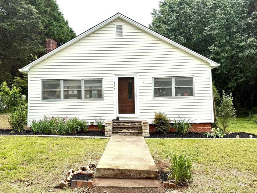 155 6th Street, Taylorsville, NC 28681.  MLS# CAR4204136, YatesRealty ID 30373. Front of House