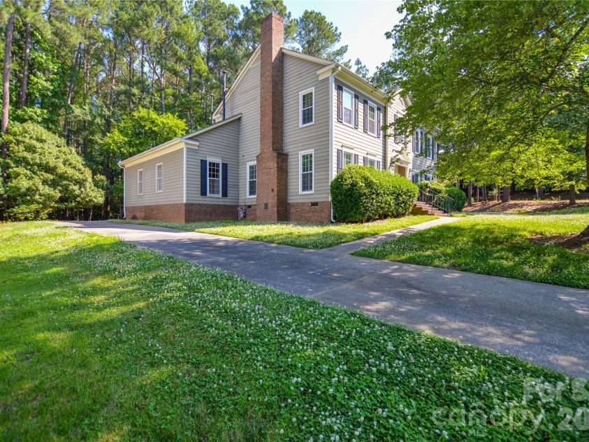 9604 Stanton Green Court, Charlotte, NC 28277.  MLS# CAR4393459, YatesRealty ID 30373. 