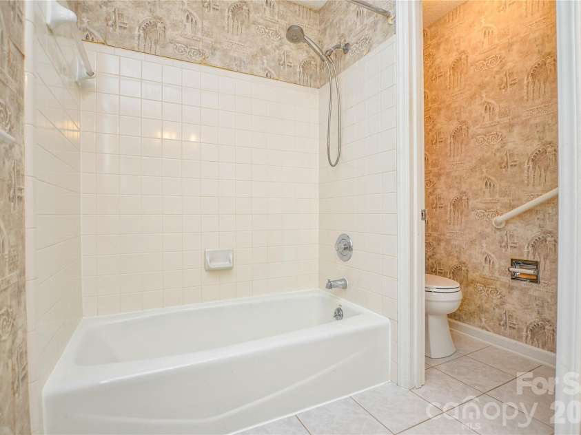 9604 Stanton Green Court, Charlotte, NC 28277.  MLS# CAR4393459, YatesRealty ID 30373. 