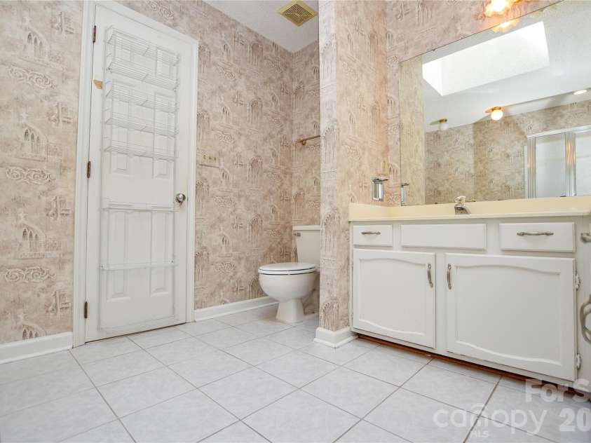 9604 Stanton Green Court, Charlotte, NC 28277.  MLS# CAR4393459, YatesRealty ID 30373. 