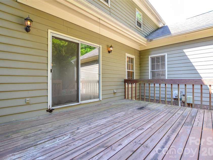 9604 Stanton Green Court, Charlotte, NC 28277.  MLS# CAR4393459, YatesRealty ID 30373. 