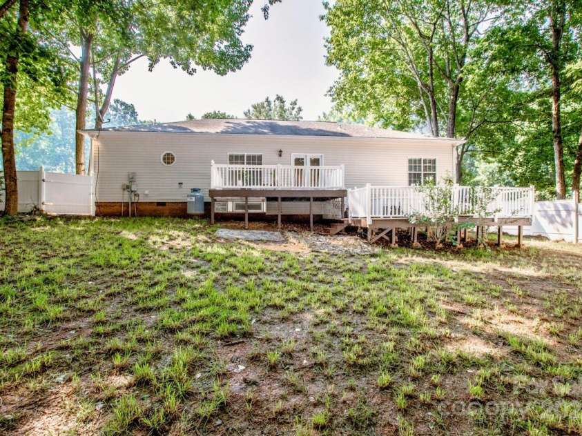 146 Valley Glen Drive, Troutman, NC 28166.  MLS# CAR4267527, YatesRealty ID 30375. 