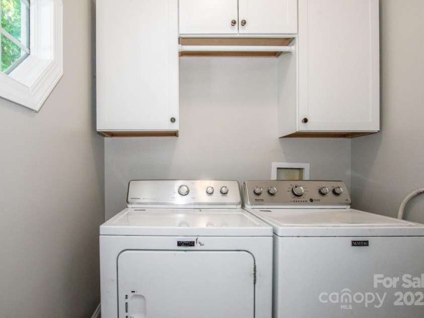 146 Valley Glen Drive, Troutman, NC 28166.  MLS# CAR4267527, YatesRealty ID 30375. Laundry Room