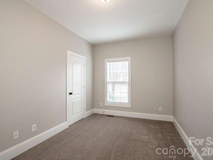 146 Valley Glen Drive, Troutman, NC 28166.  MLS# CAR4321225, YatesRealty ID 30375. 