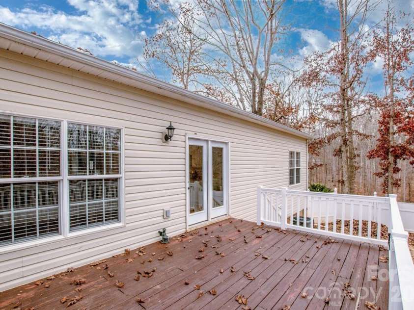 146 Valley Glen Drive, Troutman, NC 28166.  MLS# CAR4321225, YatesRealty ID 30375. 