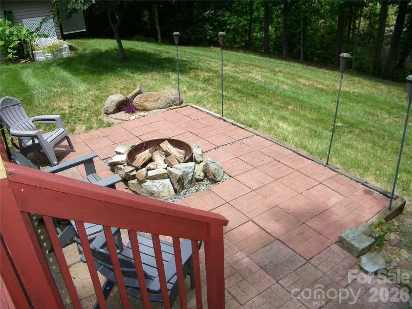 609 Redah Avenue, Locust, NC 28097.  MLS# CAR4393340, YatesRealty ID 30375. 