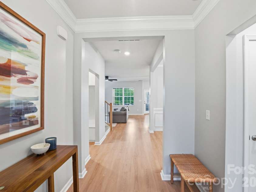 13314 Canterbury Castle Drive, Charlotte, NC 28273.  MLS# CAR4381794, YatesRealty ID 30376. 