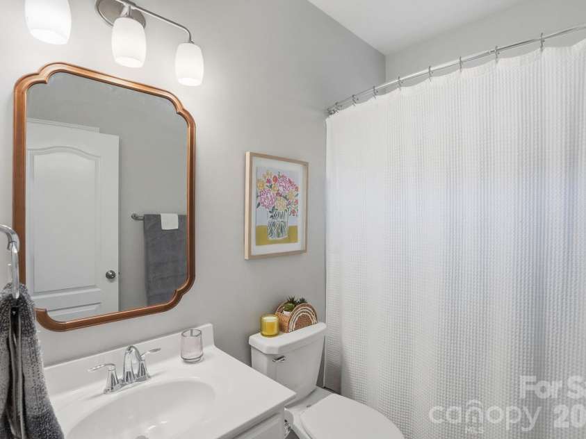 13314 Canterbury Castle Drive, Charlotte, NC 28273.  MLS# CAR4381794, YatesRealty ID 30376. 