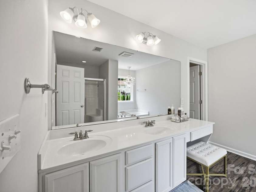 120 Louden Drive, Mooresville, NC 28115.  MLS# CAR4389862, YatesRealty ID 30378. 