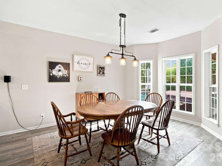 120 Louden Drive, Mooresville, NC 28115.  MLS# CAR4389862, YatesRealty ID 30378. 
