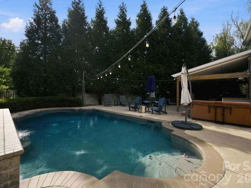 120 Louden Drive, Mooresville, NC 28115.  MLS# CAR4389862, YatesRealty ID 30378. 