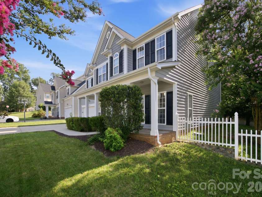 120 Louden Drive, Mooresville, NC 28115.  MLS# CAR4389862, YatesRealty ID 30378. 