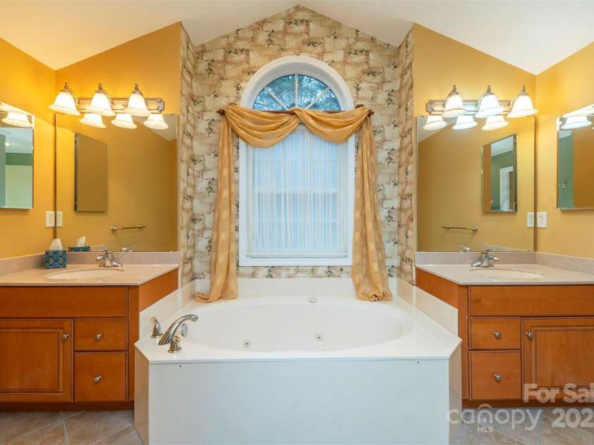 128 Sullivan Lane, Lake Lure, NC 28746.  MLS# CAR4327732, YatesRealty ID 3038. 