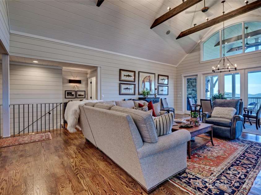 850 Little Terrapin Road, Cashiers, NC 28717.  MLS# CAR4166217, YatesRealty ID 3038. 