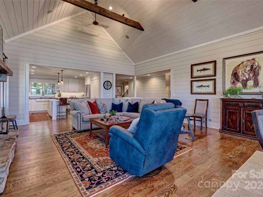 850 Little Terrapin Road, Cashiers, NC 28717.  MLS# CAR4166217, YatesRealty ID 3038. 