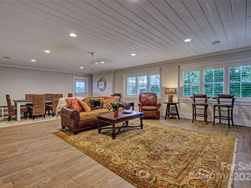 850 Little Terrapin Road, Cashiers, NC 28717.  MLS# CAR4166217, YatesRealty ID 3038. 