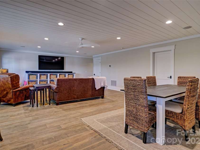 850 Little Terrapin Road, Cashiers, NC 28717.  MLS# CAR4166217, YatesRealty ID 3038. 