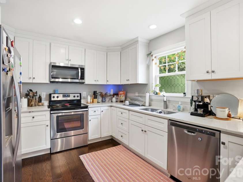 1204 Condon Street, Charlotte, NC 28216.  MLS# CAR4392224, YatesRealty ID 30380. 