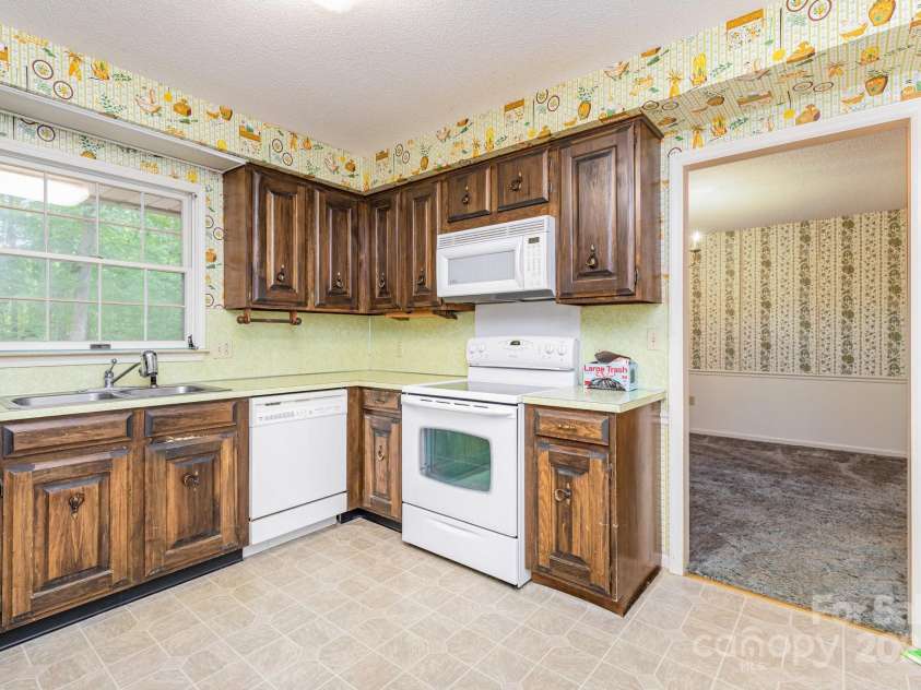 1725 Saw Road, China Grove, NC 28023.  MLS# CAR4278304, YatesRealty ID 30381. 