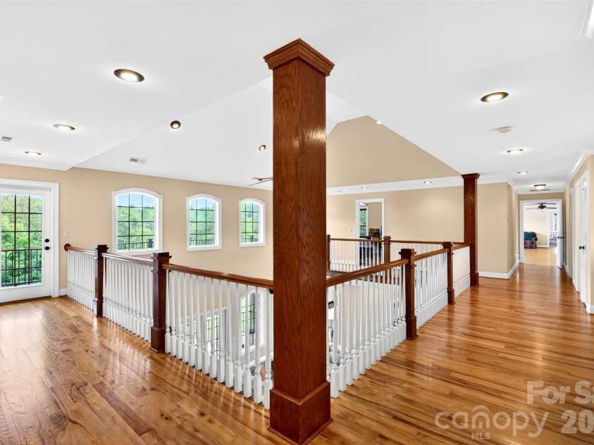 502 Hickory Hollow Road, Inman, SC 29349.  MLS# CAR4383931, YatesRealty ID 30381. 