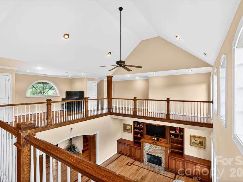 502 Hickory Hollow Road, Inman, SC 29349.  MLS# CAR4383931, YatesRealty ID 30381. 