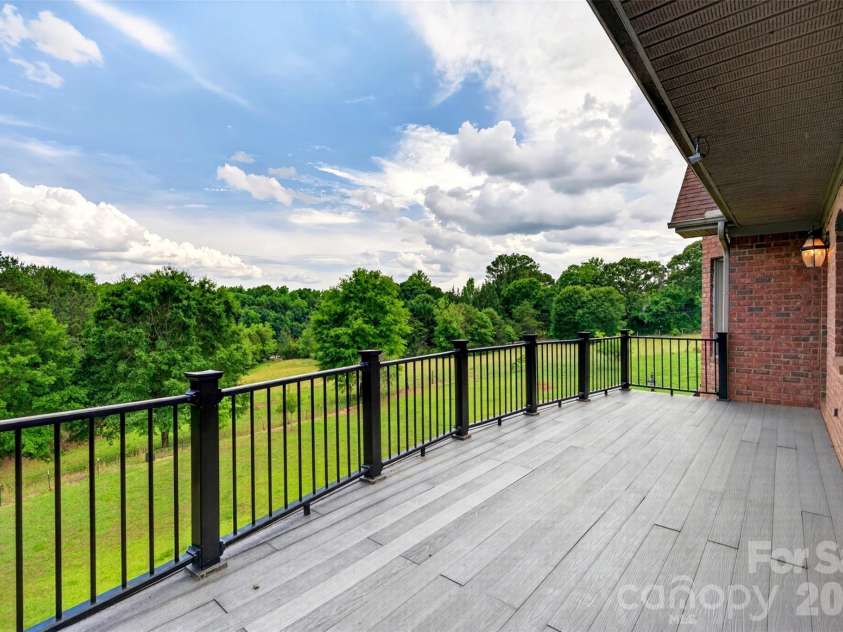 502 Hickory Hollow Road, Inman, SC 29349.  MLS# CAR4383931, YatesRealty ID 30381. 