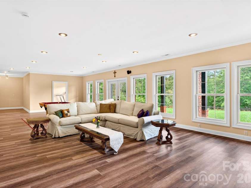 502 Hickory Hollow Road, Inman, SC 29349.  MLS# CAR4383931, YatesRealty ID 30381. 