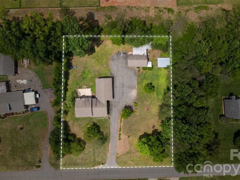 2848 Walter Drive, Concord, NC 28027.  MLS# CAR4383876, YatesRealty ID 30383. 
