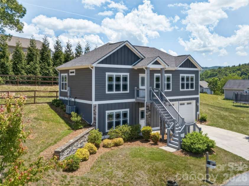 133 Asher Lane, Etowah, NC 28729.  MLS# CAR4383530, YatesRealty ID 30385. 